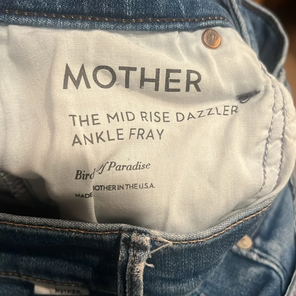 MOTHER The Mid Rise Dazzler Ankle Fray in Birds of Paradise Size 24